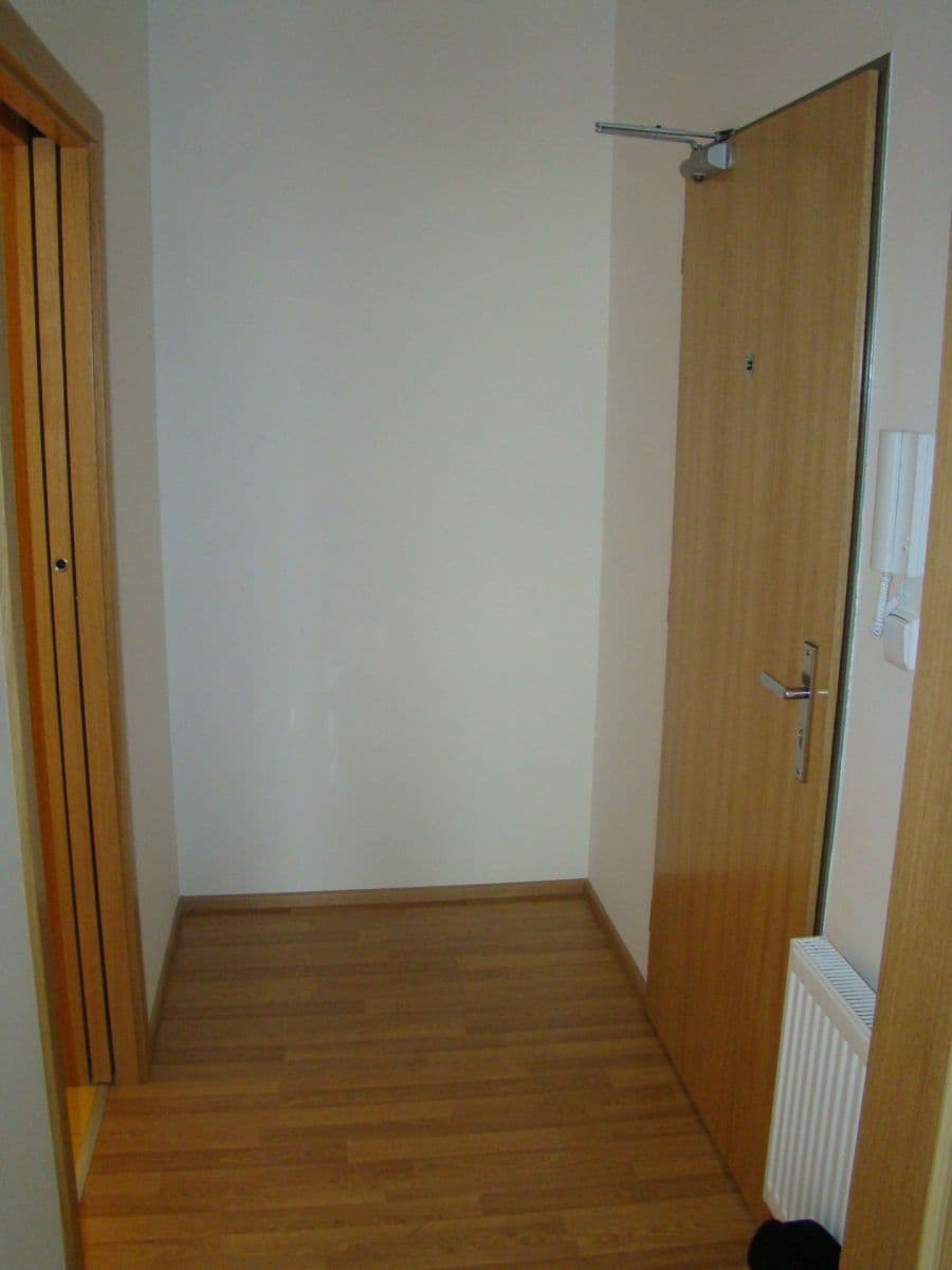 Studio flat to rent, 28 m², Křídlovická, Brno, Jihomoravský Region Studio flat to rent, 28 m², Křídlovická, Brno, Jihomoravský Region
