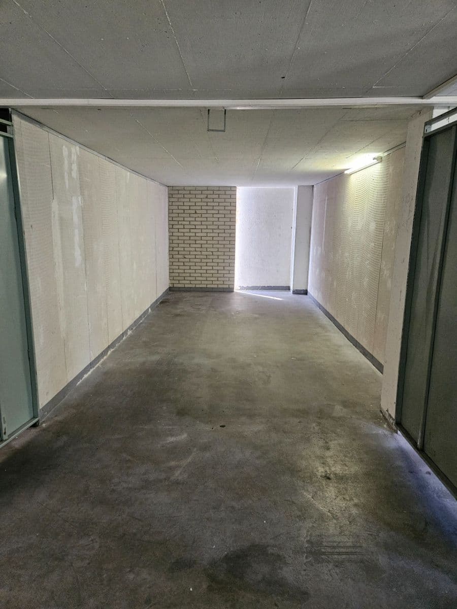 garage to rent, 19 m², Frýdlantská, Prague, Prague garage to rent, 19 m², Frýdlantská, Prague, Prague