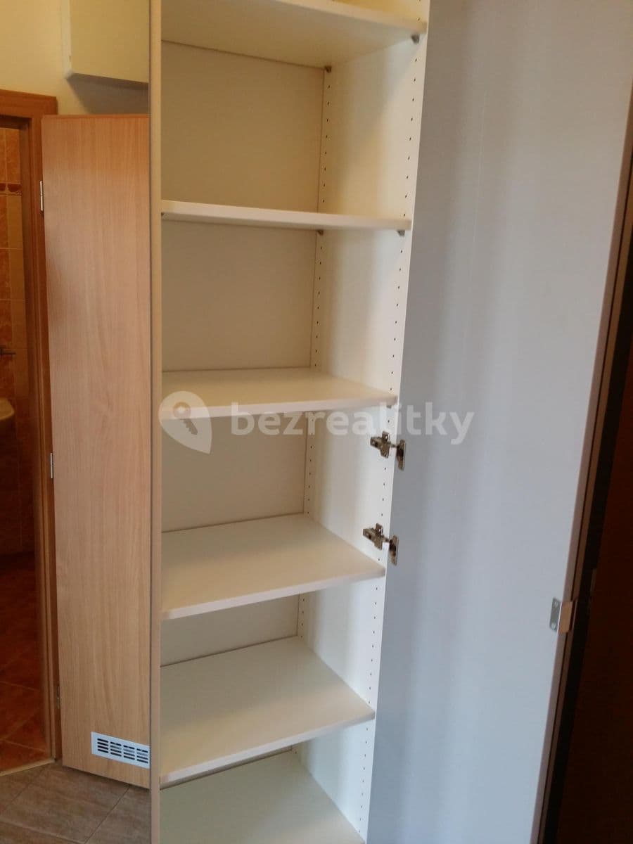 Small studio flat to rent, 34 m², Sicherova, Prague, Prague Small studio flat to rent, 34 m², Sicherova, Prague, Prague