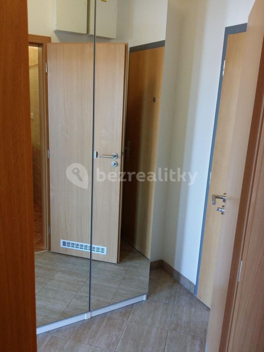 Small studio flat to rent, 34 m², Sicherova, Prague, Prague Small studio flat to rent, 34 m², Sicherova, Prague, Prague