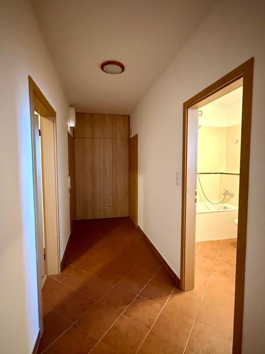 1 bedroom with open-plan kitchen flat to rent, 61 m², Laurinova, Prague, Prague 1 bedroom with open-plan kitchen flat to rent, 61 m², Laurinova, Prague, Prague