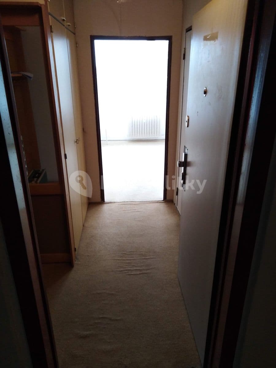 Small studio flat to rent, 36 m², V hůrkách, Prague, Prague Small studio flat to rent, 36 m², V hůrkách, Prague, Prague