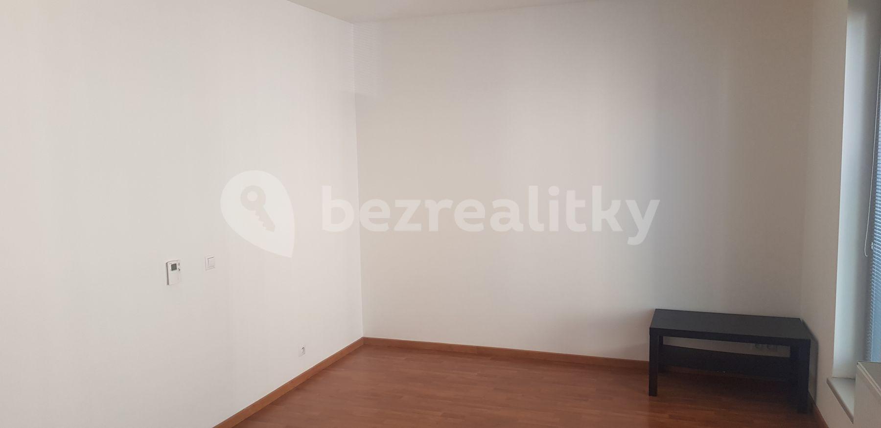 Studio flat to rent, 34 m², Kurta Konráda, Prague, Prague