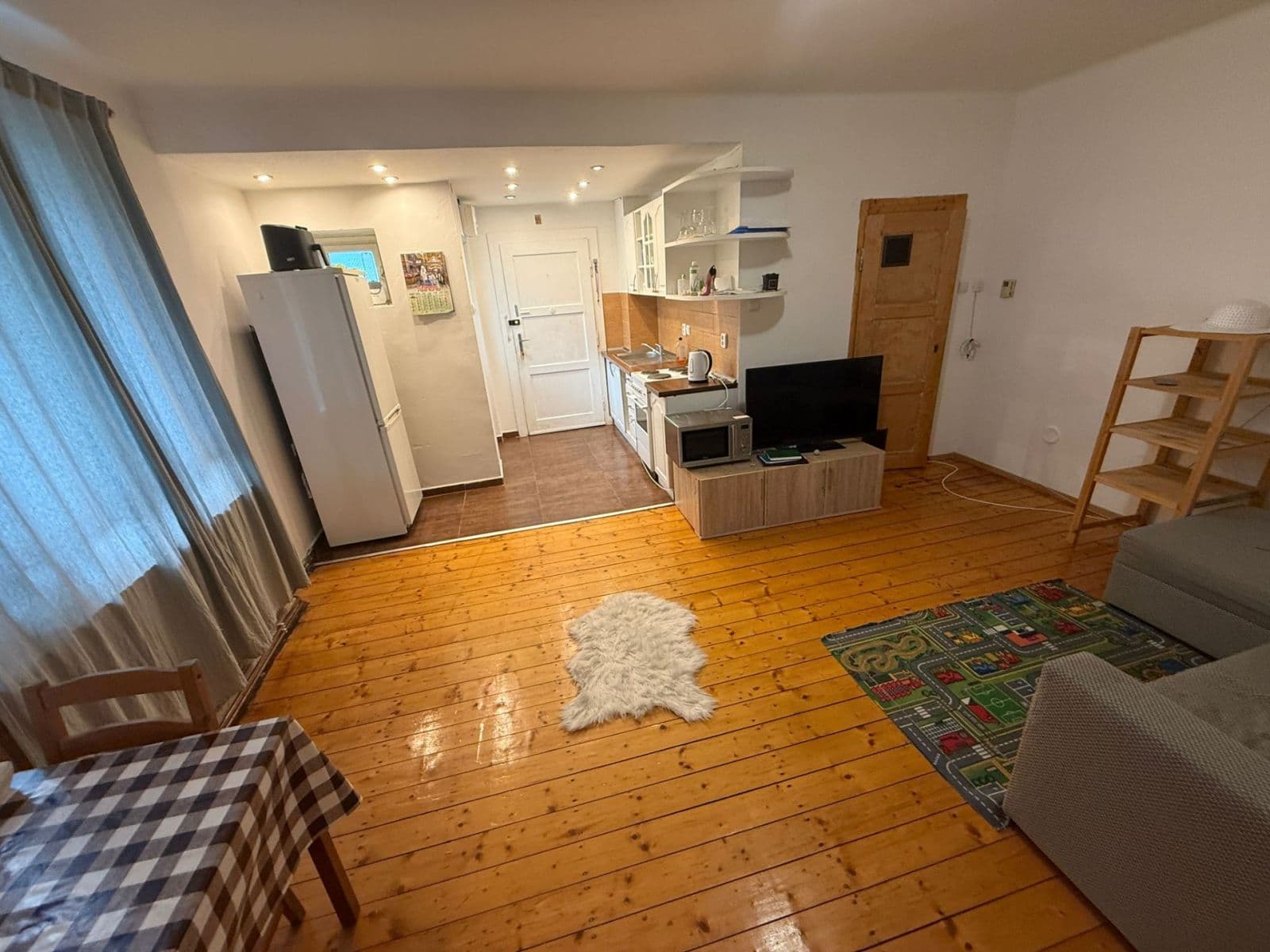 1 bedroom with open-plan kitchen flat to rent, 55 m², Na Popluží, Ústí nad Labem, Ústecký Region 1 bedroom with open-plan kitchen flat to rent, 55 m², Na Popluží, Ústí nad Labem, Ústecký Region