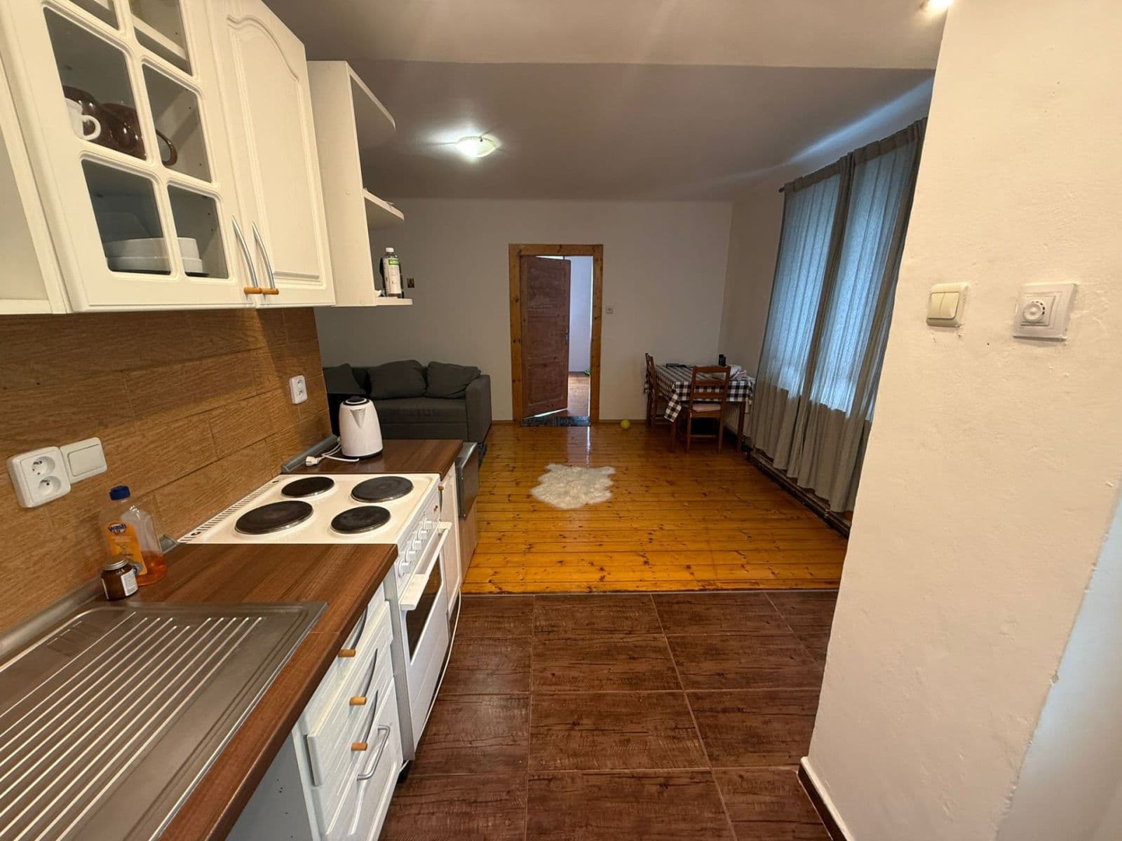 1 bedroom with open-plan kitchen flat to rent, 55 m², Na Popluží, Ústí nad Labem, Ústecký Region 1 bedroom with open-plan kitchen flat to rent, 55 m², Na Popluží, Ústí nad Labem, Ústecký Region