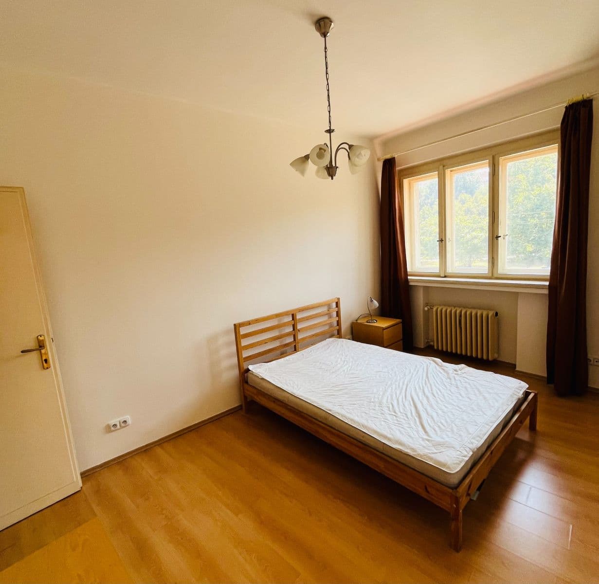 3 bedroom flat to rent, 90 m², Husinecká, Prague, Prague 3 bedroom flat to rent, 90 m², Husinecká, Prague, Prague