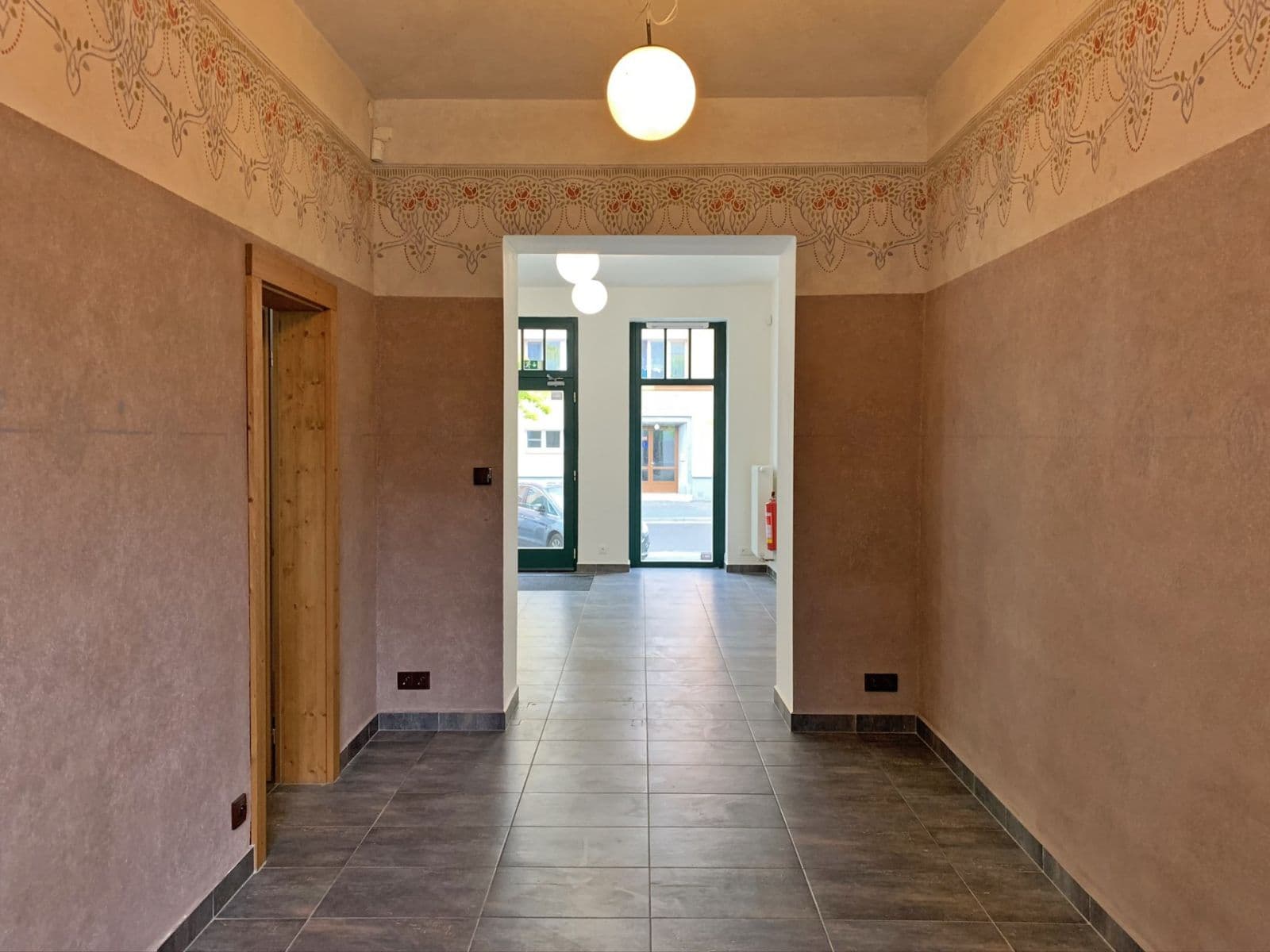 non-residential property to rent, 77 m², Chelčického, Hradec Králové, Královéhradecký Region non-residential property to rent, 77 m², Chelčického, Hradec Králové, Královéhradecký Region