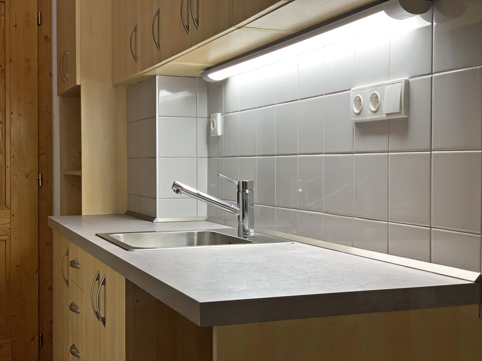 non-residential property to rent, 77 m², Chelčického, Hradec Králové, Královéhradecký Region non-residential property to rent, 77 m², Chelčického, Hradec Králové, Královéhradecký Region