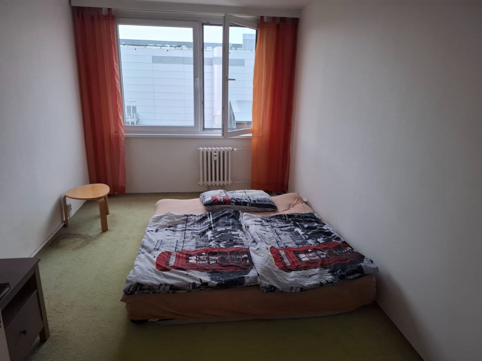 1 bedroom with open-plan kitchen flat to rent, 40 m², Bryksova, Prague, Prague 1 bedroom with open-plan kitchen flat to rent, 40 m², Bryksova, Prague, Prague