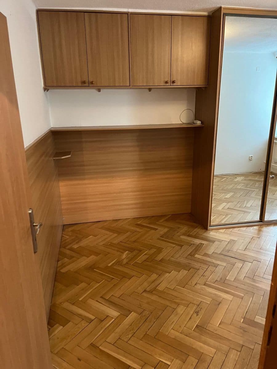 2 bedroom flat to rent, 52 m², Gutova, Prague, Prague 2 bedroom flat to rent, 52 m², Gutova, Prague, Prague