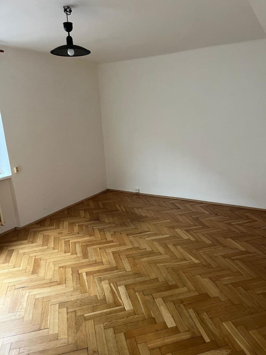 2 bedroom flat to rent, 52 m², Gutova, Prague, Prague 2 bedroom flat to rent, 52 m², Gutova, Prague, Prague