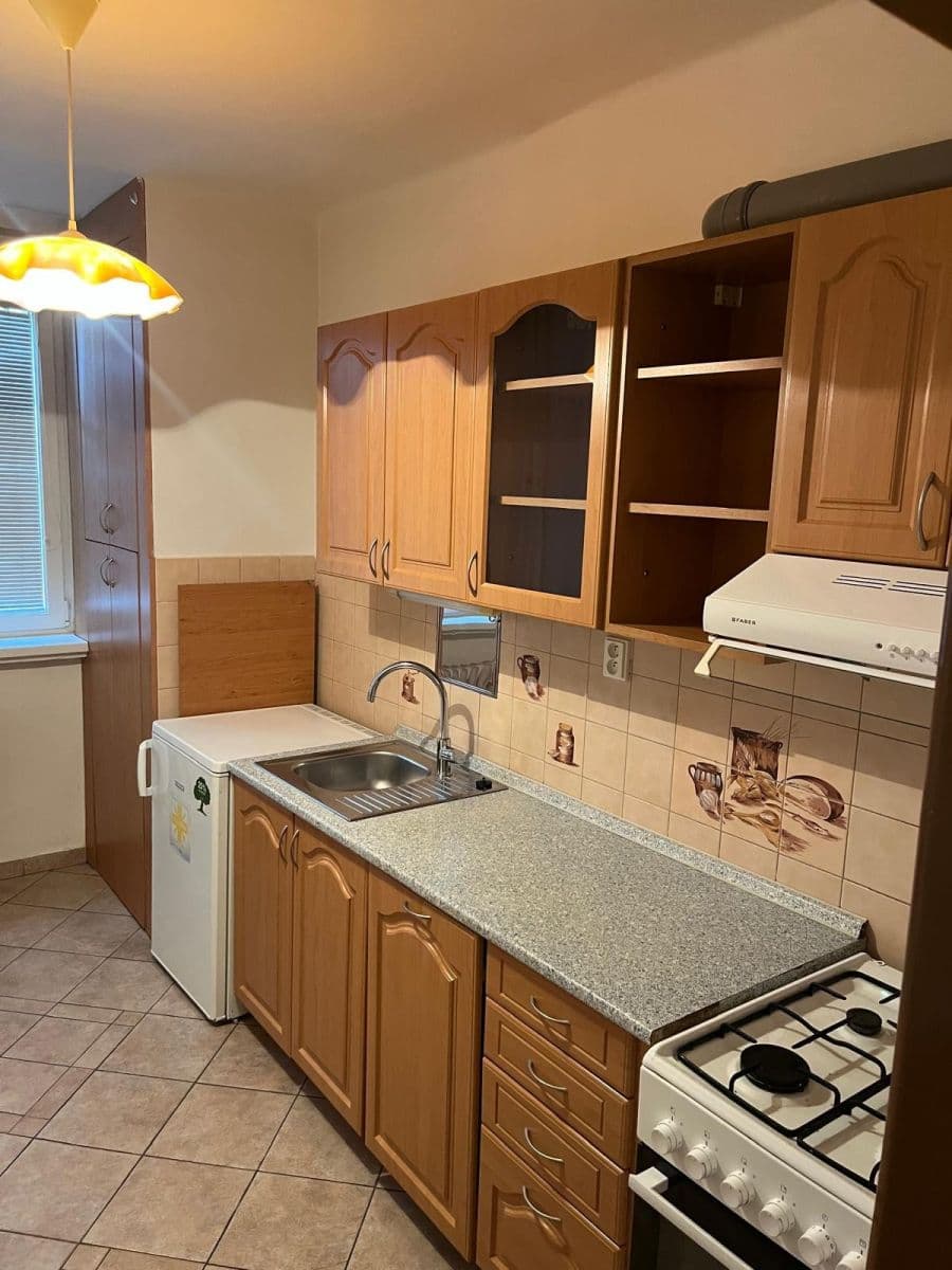 2 bedroom flat to rent, 52 m², Gutova, Prague, Prague 2 bedroom flat to rent, 52 m², Gutova, Prague, Prague