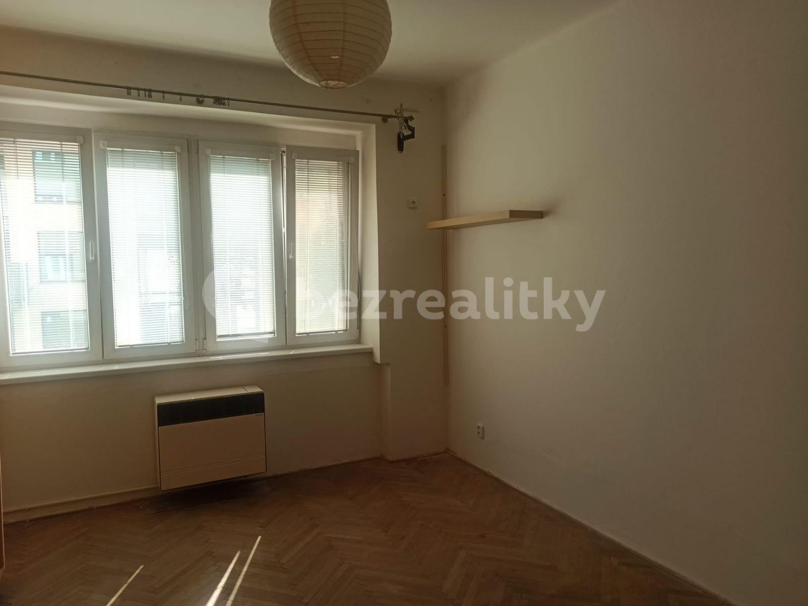 1 bedroom with open-plan kitchen flat to rent, 48 m², U libeňského pivovaru, Prague, Prague