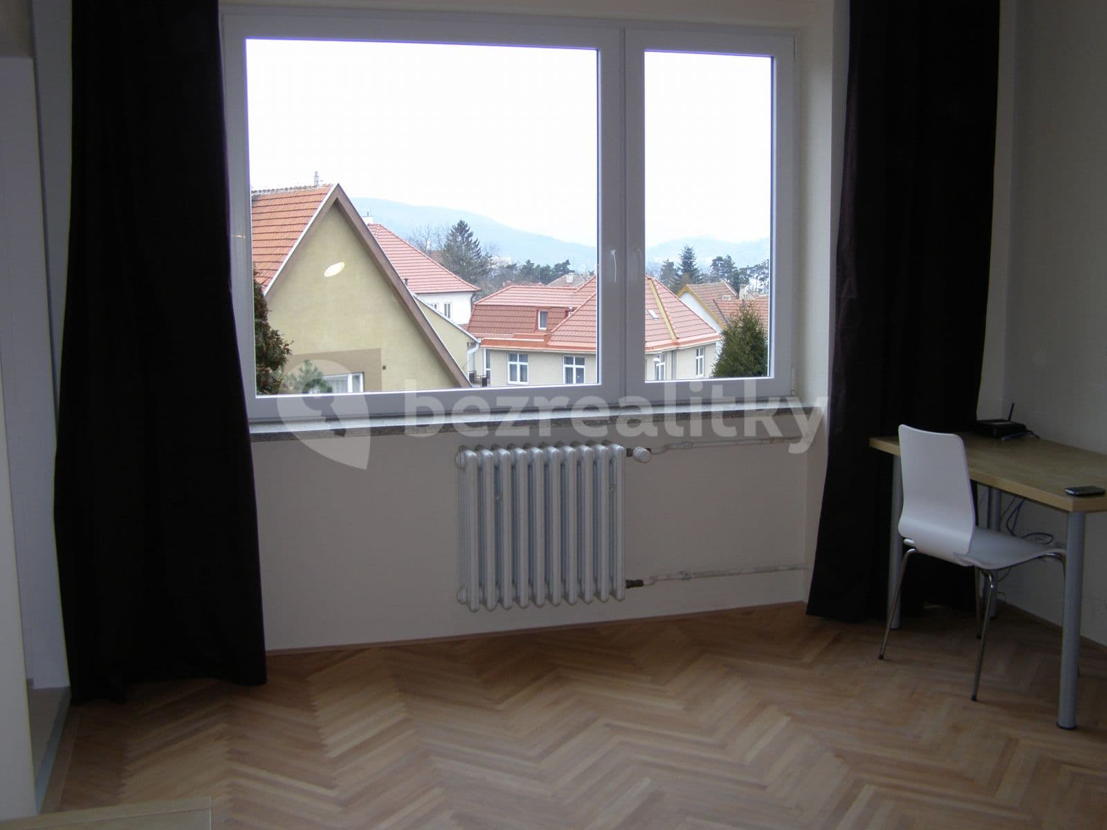 1 bedroom flat to rent, 42 m², Březinova, Brno, Jihomoravský Region 1 bedroom flat to rent, 42 m², Březinova, Brno, Jihomoravský Region