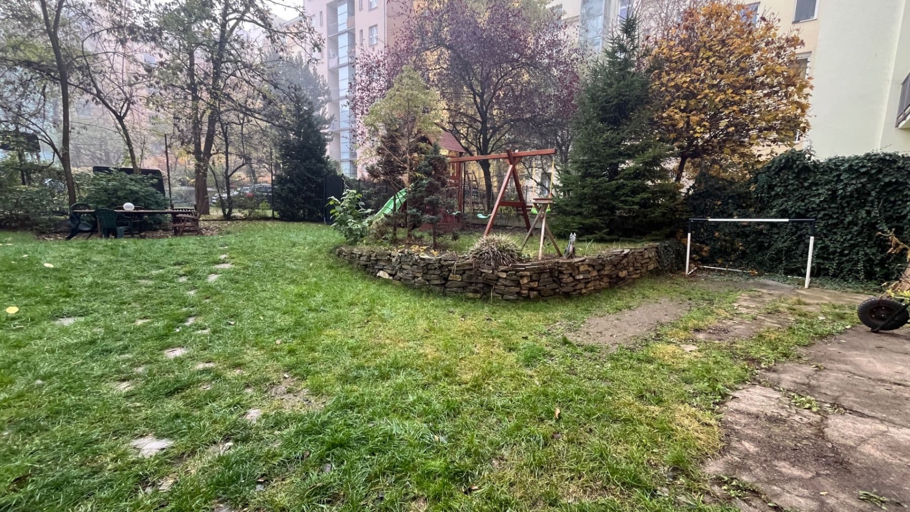 2 bedroom flat to rent, 62 m², Nad Královskou oborou, Prague, Prague 2 bedroom flat to rent, 62 m², Nad Královskou oborou, Prague, Prague