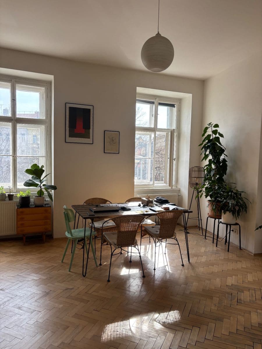 3 bedroom flat to rent, 100 m², Arbesovo náměstí, Prague, Prague 3 bedroom flat to rent, 100 m², Arbesovo náměstí, Prague, Prague