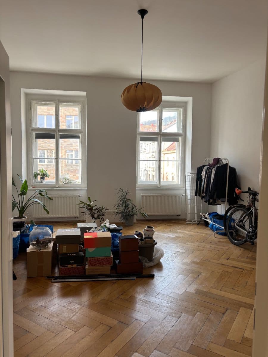 3 bedroom flat to rent, 100 m², Arbesovo náměstí, Prague, Prague 3 bedroom flat to rent, 100 m², Arbesovo náměstí, Prague, Prague