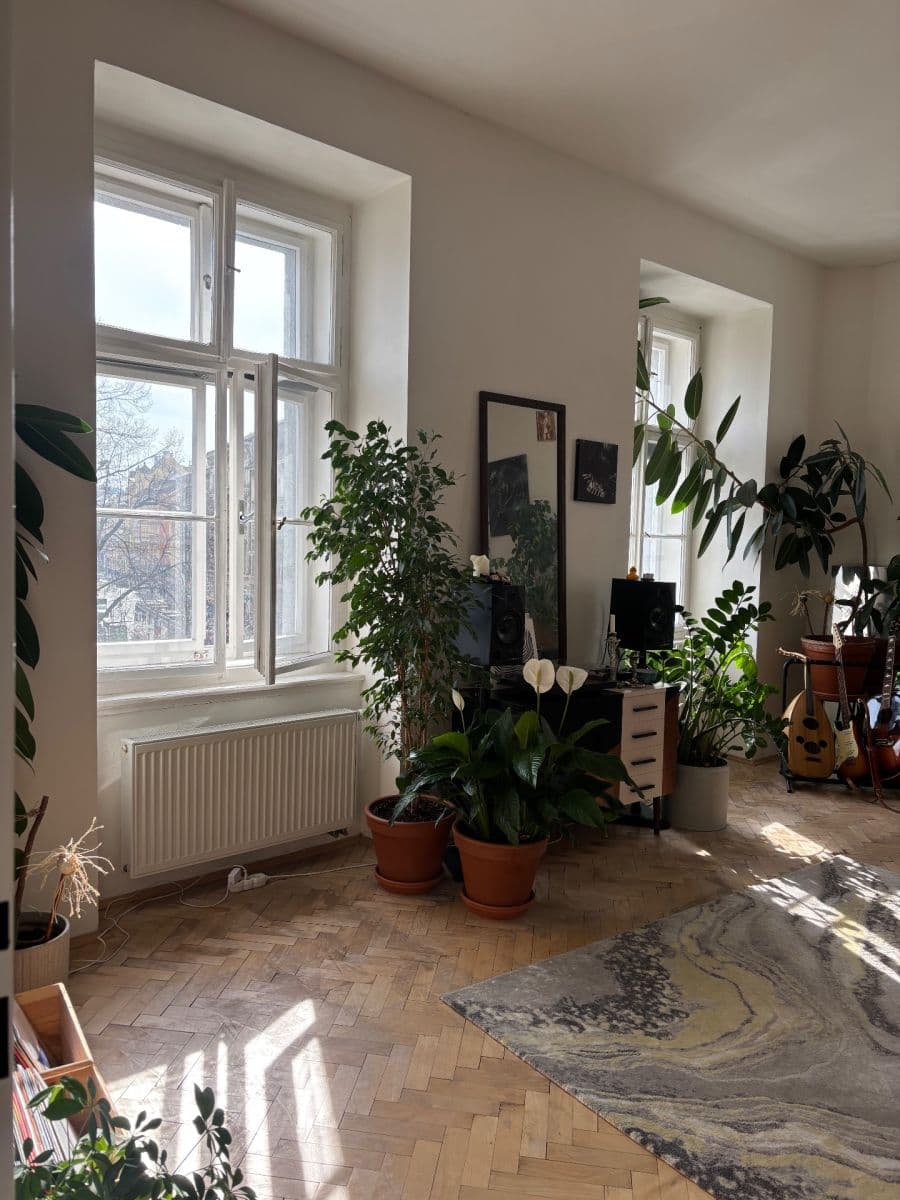 3 bedroom flat to rent, 100 m², Arbesovo náměstí, Prague, Prague 3 bedroom flat to rent, 100 m², Arbesovo náměstí, Prague, Prague