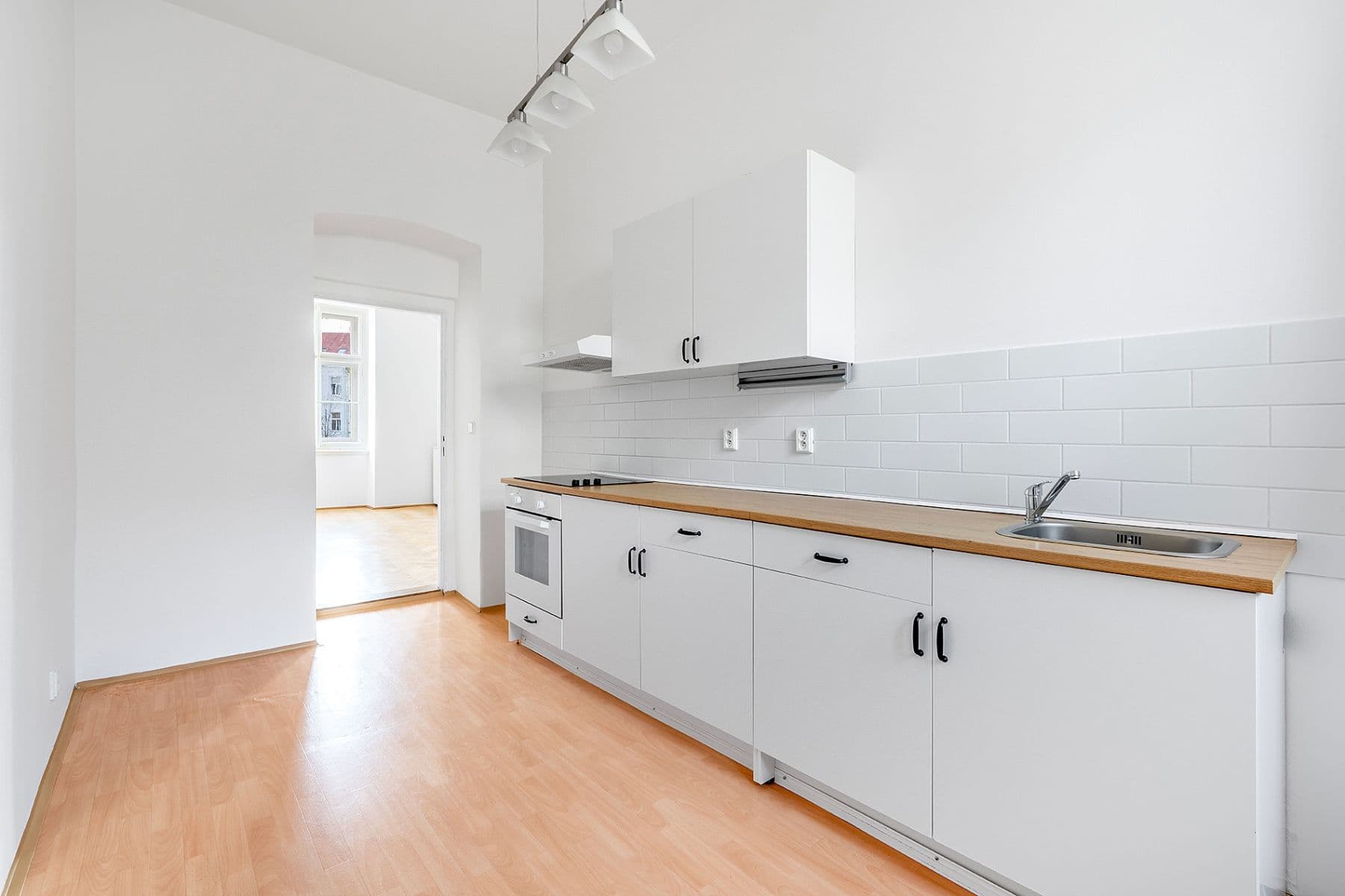 2 bedroom flat to rent, 72 m², Arbesovo náměstí, Prague, Prague 2 bedroom flat to rent, 72 m², Arbesovo náměstí, Prague, Prague