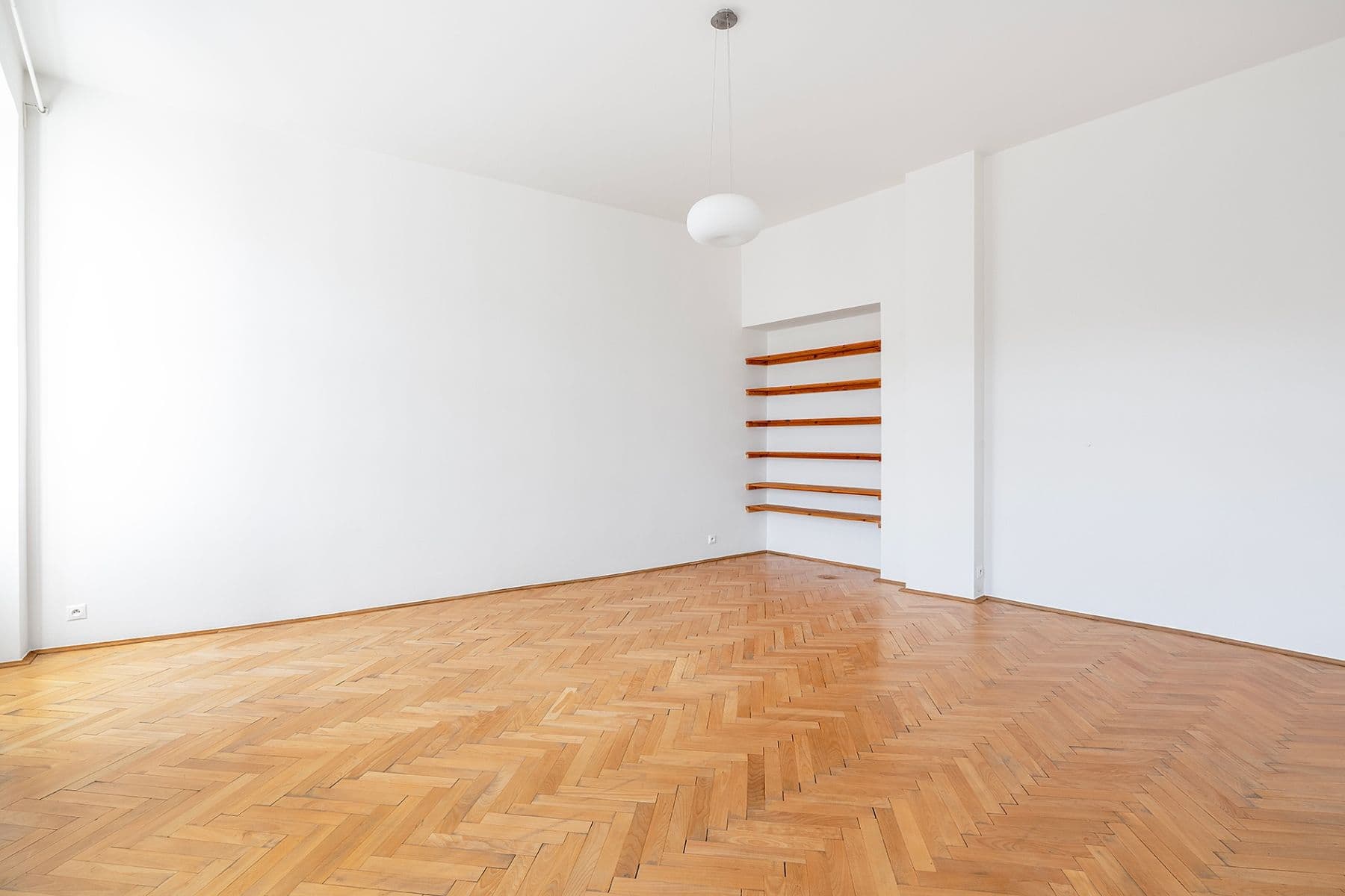 2 bedroom flat to rent, 72 m², Arbesovo náměstí, Prague, Prague 2 bedroom flat to rent, 72 m², Arbesovo náměstí, Prague, Prague