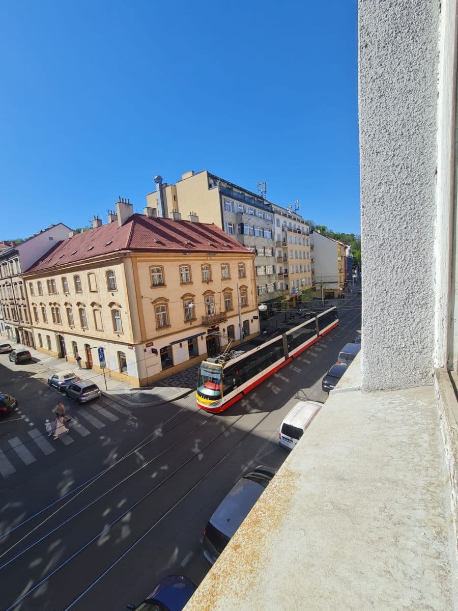 Small studio flat to rent, 38 m², Arbesovo náměstí, Prague, Prague Small studio flat to rent, 38 m², Arbesovo náměstí, Prague, Prague