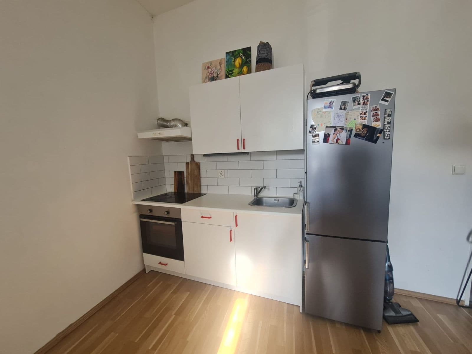 Small studio flat to rent, 38 m², Arbesovo náměstí, Prague, Prague Small studio flat to rent, 38 m², Arbesovo náměstí, Prague, Prague