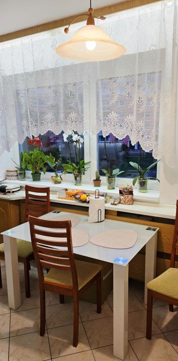 3 bedroom flat to rent, 73 m², U Kostela, Jablonec nad Nisou, Liberecký Region 3 bedroom flat to rent, 73 m², U Kostela, Jablonec nad Nisou, Liberecký Region