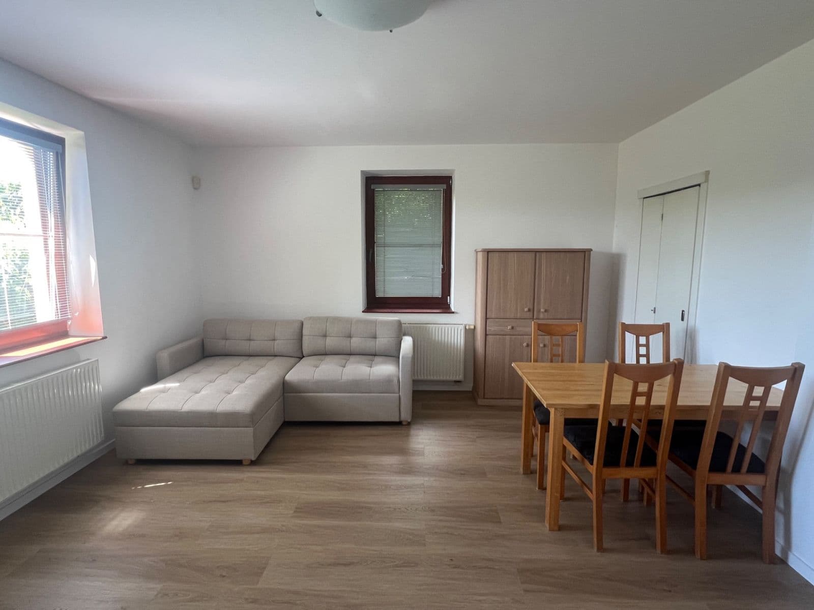 2 bedroom flat to rent, 57 m², Sadová, Statenice, Středočeský Region 2 bedroom flat to rent, 57 m², Sadová, Statenice, Středočeský Region