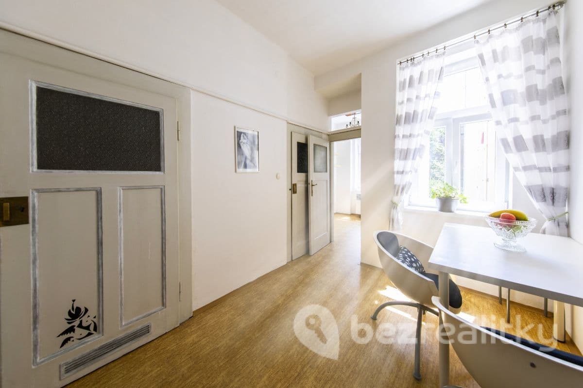 2 bedroom flat for sale, 47 m², Biskupcova, Prague, Prague 2 bedroom flat for sale, 47 m², Biskupcova, Prague, Prague