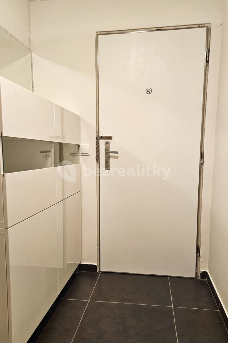 2 bedroom flat to rent, 65 m², Šimáčkova, Prague, Prague 2 bedroom flat to rent, 65 m², Šimáčkova, Prague, Prague