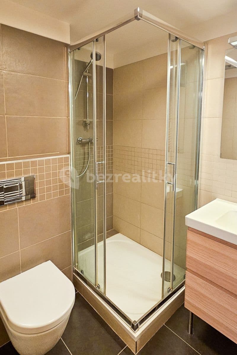 2 bedroom flat to rent, 65 m², Šimáčkova, Prague, Prague 2 bedroom flat to rent, 65 m², Šimáčkova, Prague, Prague