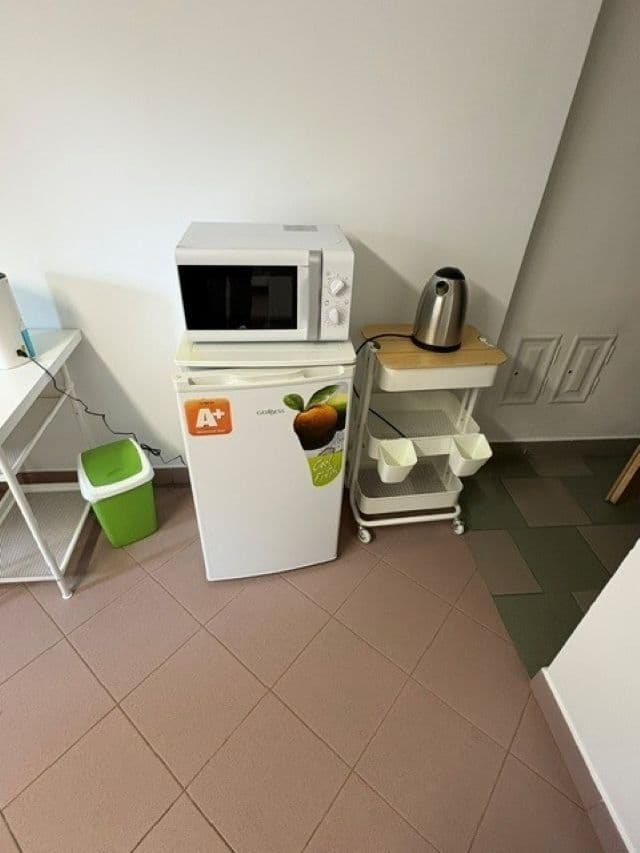 Small studio flat to rent, 12 m², Vlnitá, Prague, Prague Small studio flat to rent, 12 m², Vlnitá, Prague, Prague
