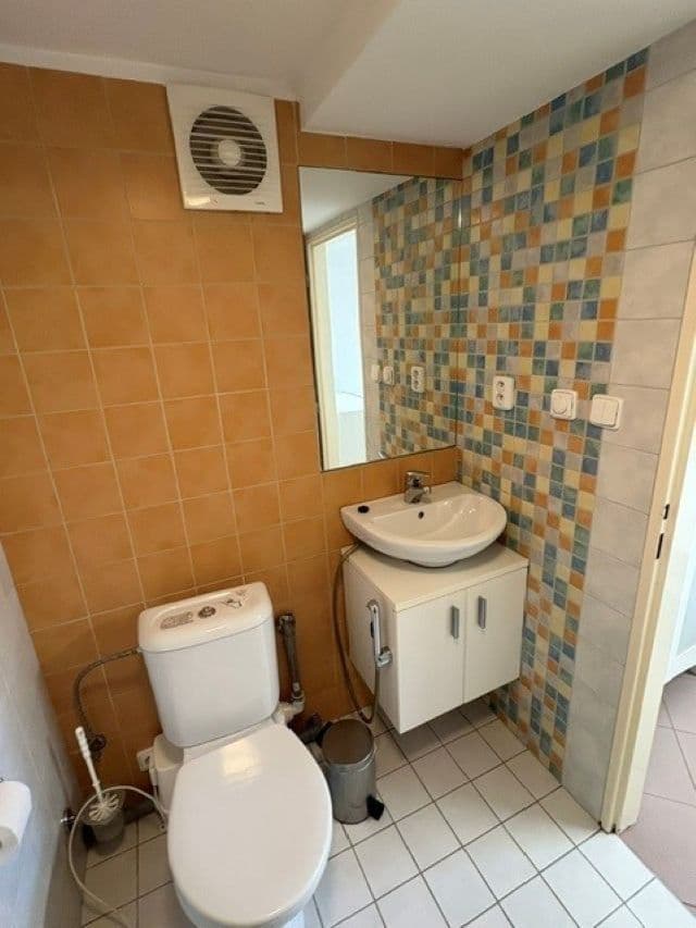 Small studio flat to rent, 12 m², Vlnitá, Prague, Prague Small studio flat to rent, 12 m², Vlnitá, Prague, Prague