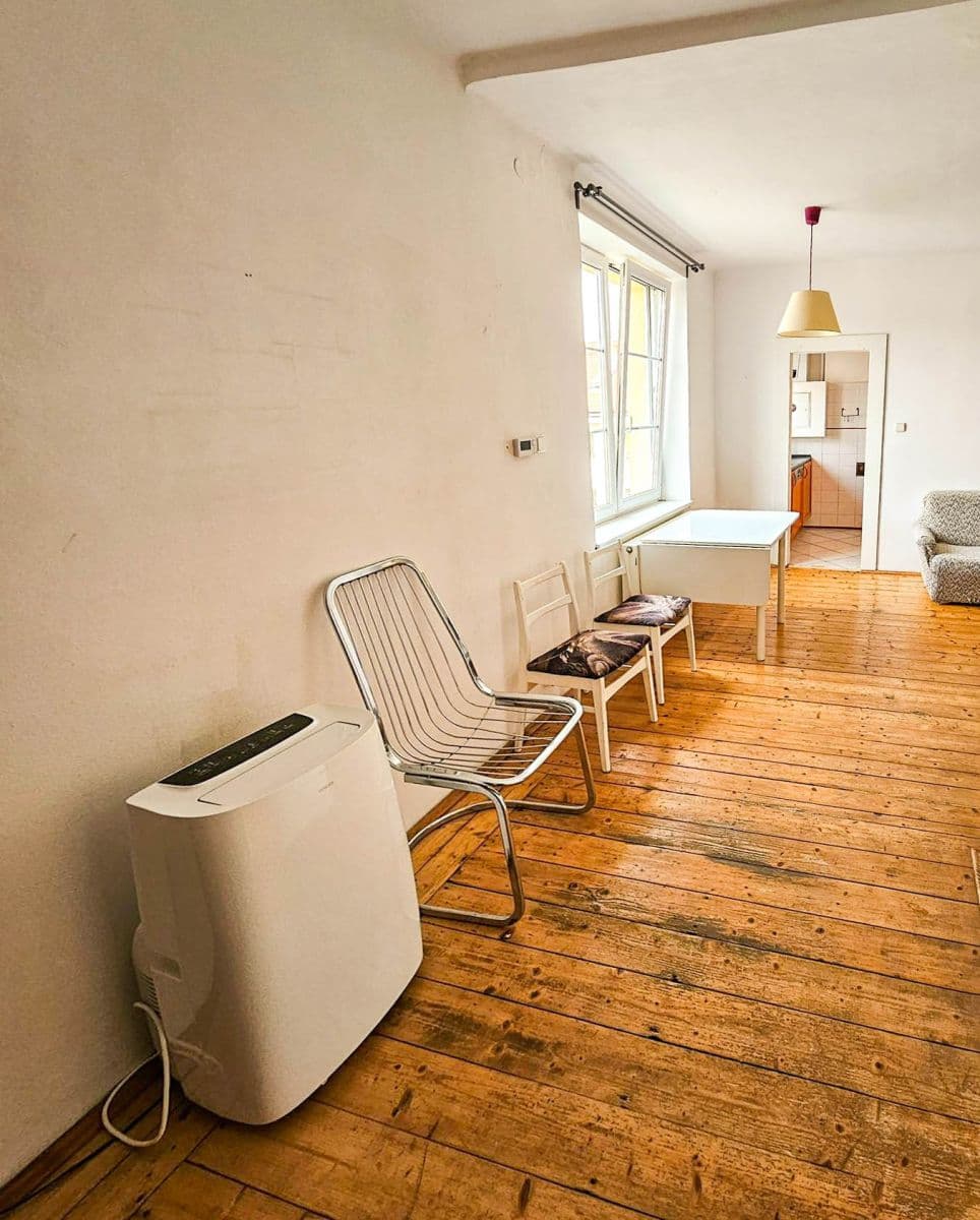 2 bedroom flat to rent, 47 m², U Slovanské pojišťovny, Prague, Prague 2 bedroom flat to rent, 47 m², U Slovanské pojišťovny, Prague, Prague