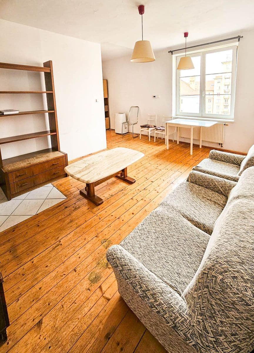 2 bedroom flat to rent, 47 m², U Slovanské pojišťovny, Prague, Prague 2 bedroom flat to rent, 47 m², U Slovanské pojišťovny, Prague, Prague