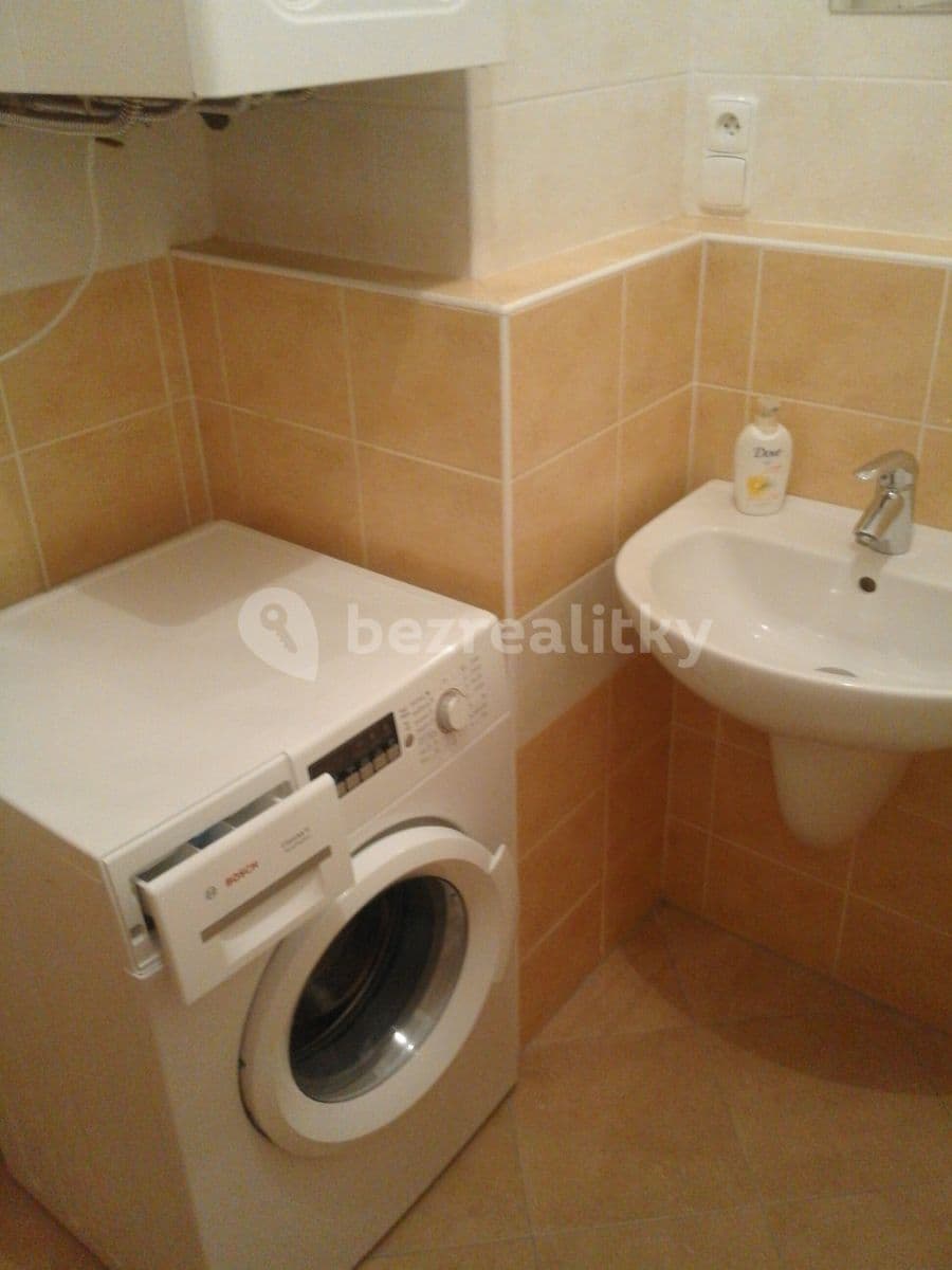 1 bedroom with open-plan kitchen flat to rent, 50 m², Metelkova, Kuřim, Jihomoravský Region 1 bedroom with open-plan kitchen flat to rent, 50 m², Metelkova, Kuřim, Jihomoravský Region