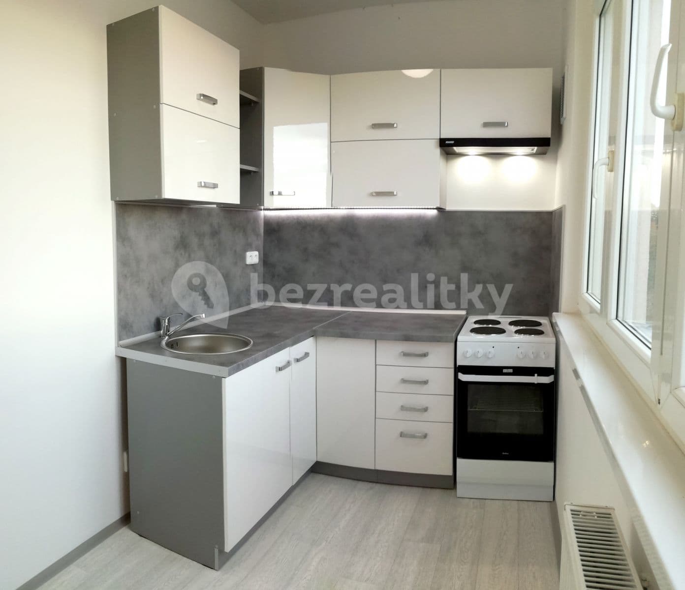 2 bedroom flat to rent, 54 m², Cihlářská, Chomutov, Ústecký Region 2 bedroom flat to rent, 54 m², Cihlářská, Chomutov, Ústecký Region