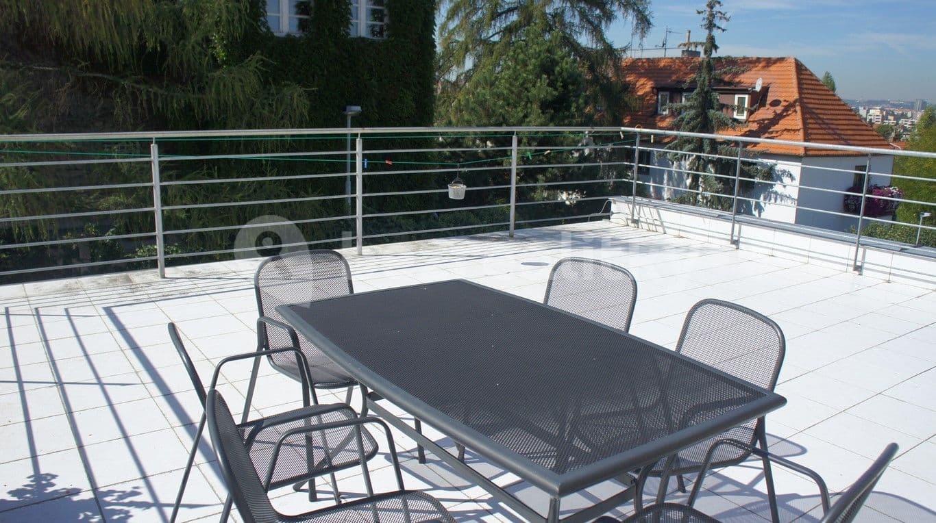 2 bedroom flat to rent, 50 m², Roztylské sady, Prague, Prague 2 bedroom flat to rent, 50 m², Roztylské sady, Prague, Prague