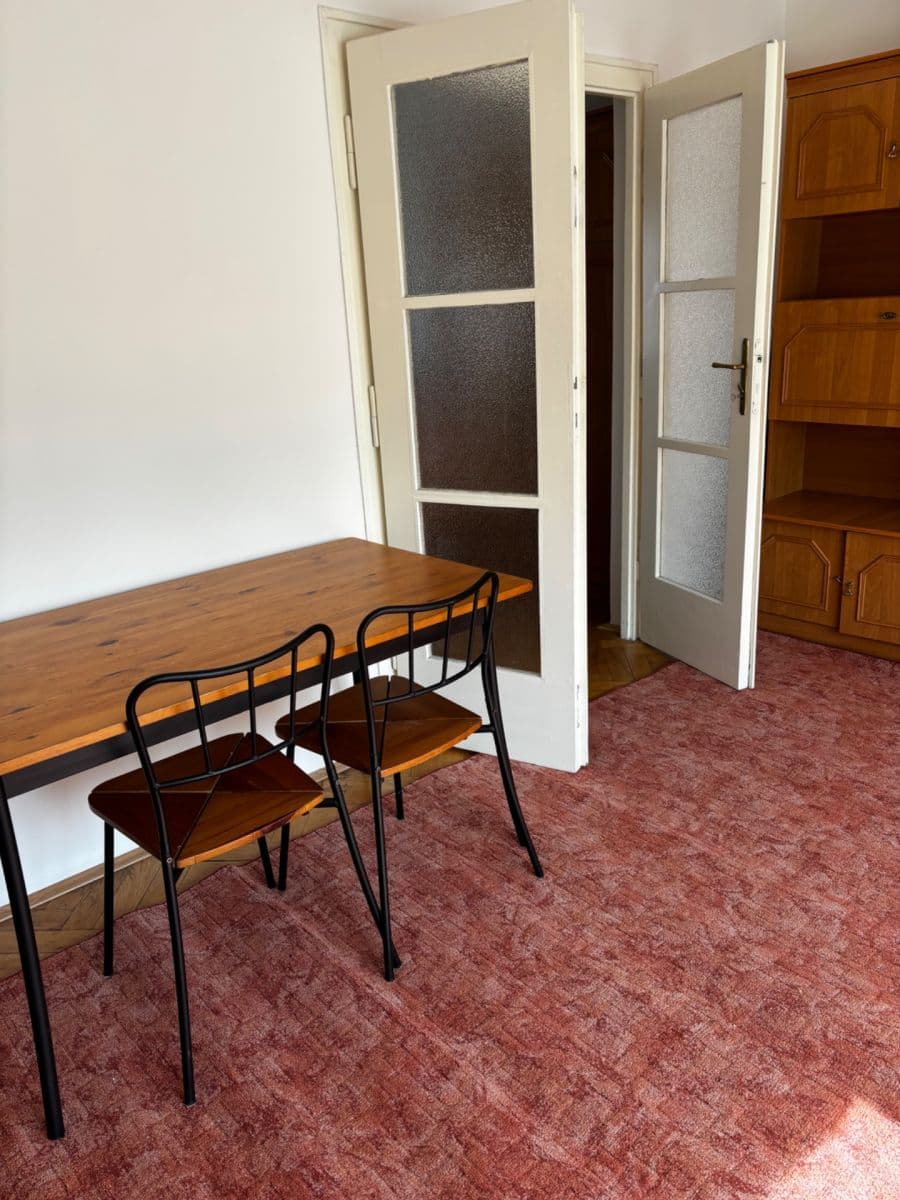 2 bedroom flat to rent, 50 m², Roztylské sady, Prague, Prague 2 bedroom flat to rent, 50 m², Roztylské sady, Prague, Prague