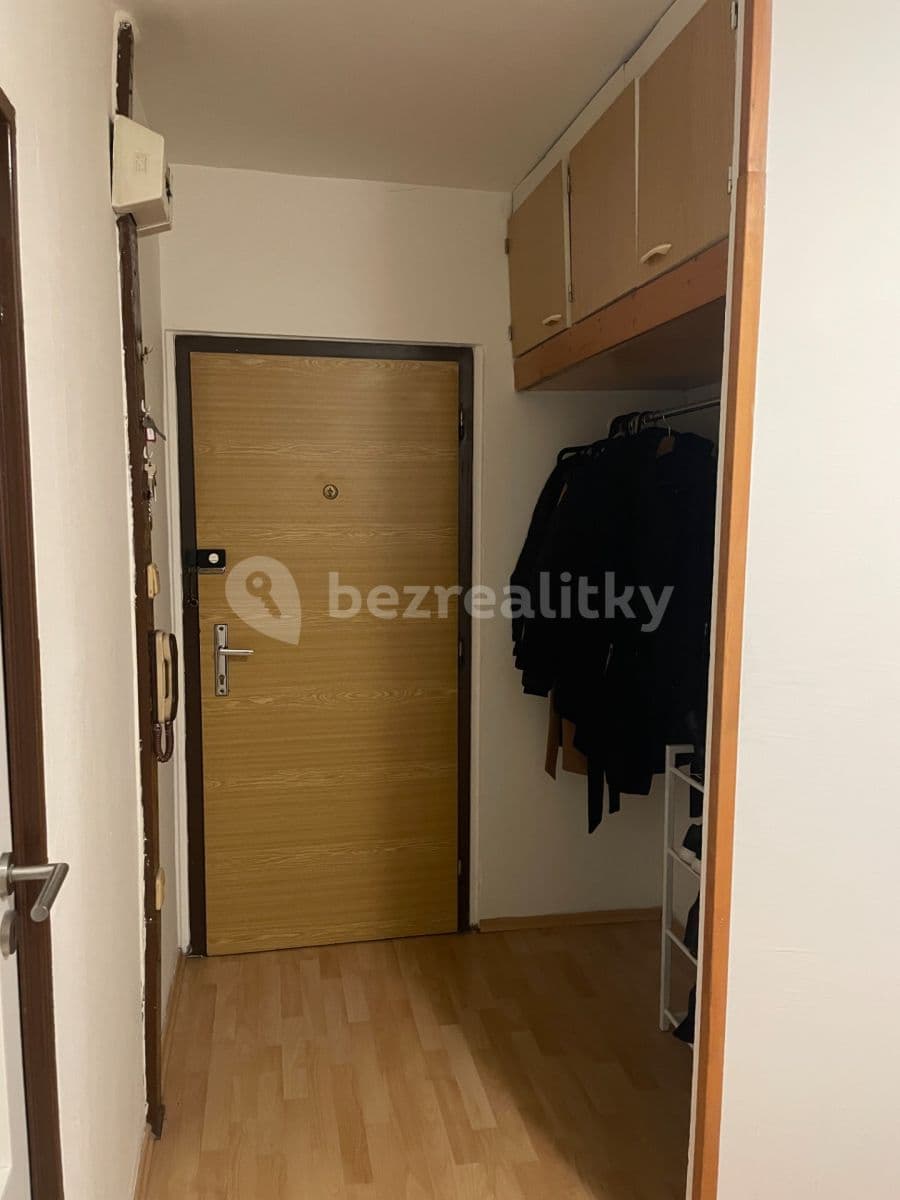 3 bedroom flat to rent, 73 m², Na břehu, Prague, Prague 3 bedroom flat to rent, 73 m², Na břehu, Prague, Prague