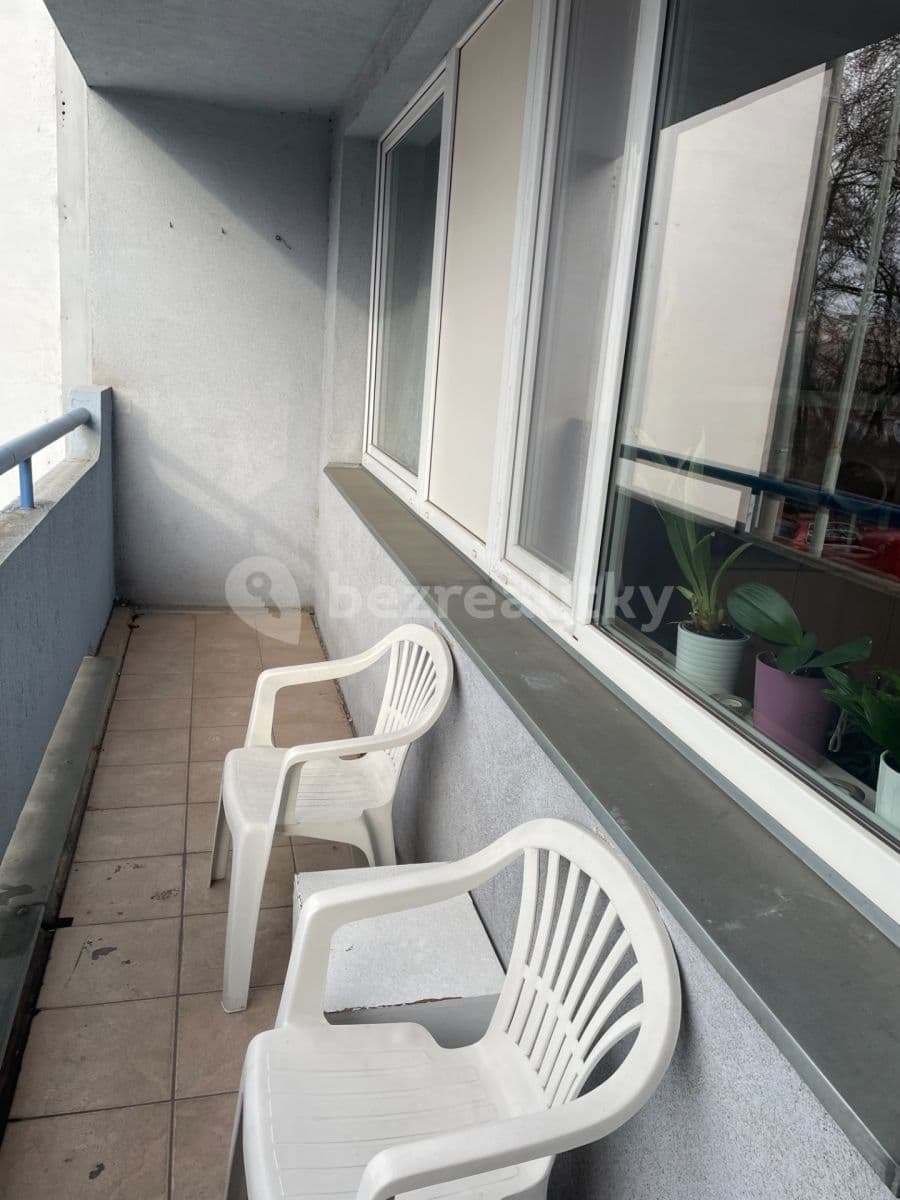 3 bedroom flat to rent, 73 m², Na břehu, Prague, Prague 3 bedroom flat to rent, 73 m², Na břehu, Prague, Prague