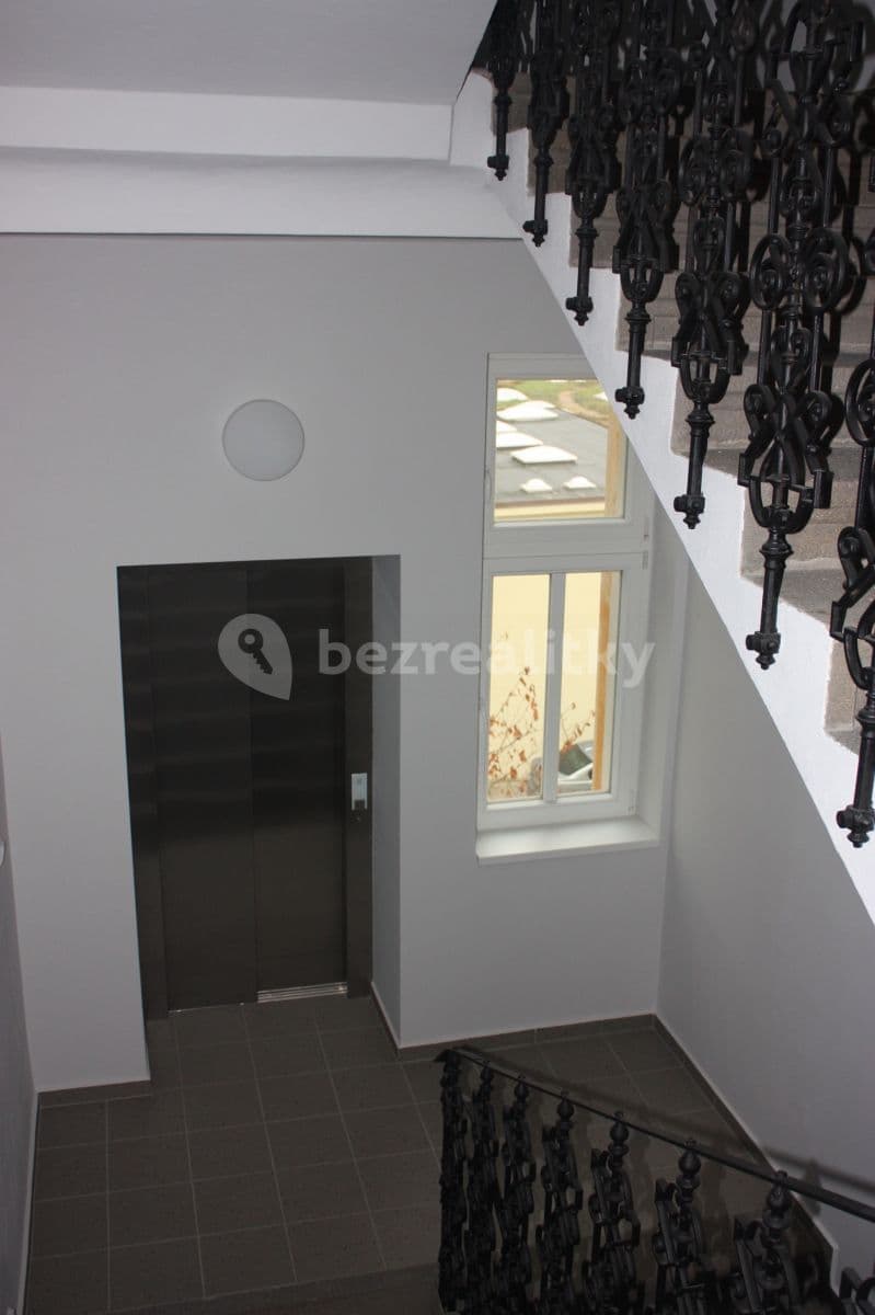 1 bedroom with open-plan kitchen flat to rent, 40 m², Ovenecká, Prague, Prague 1 bedroom with open-plan kitchen flat to rent, 40 m², Ovenecká, Prague, Prague