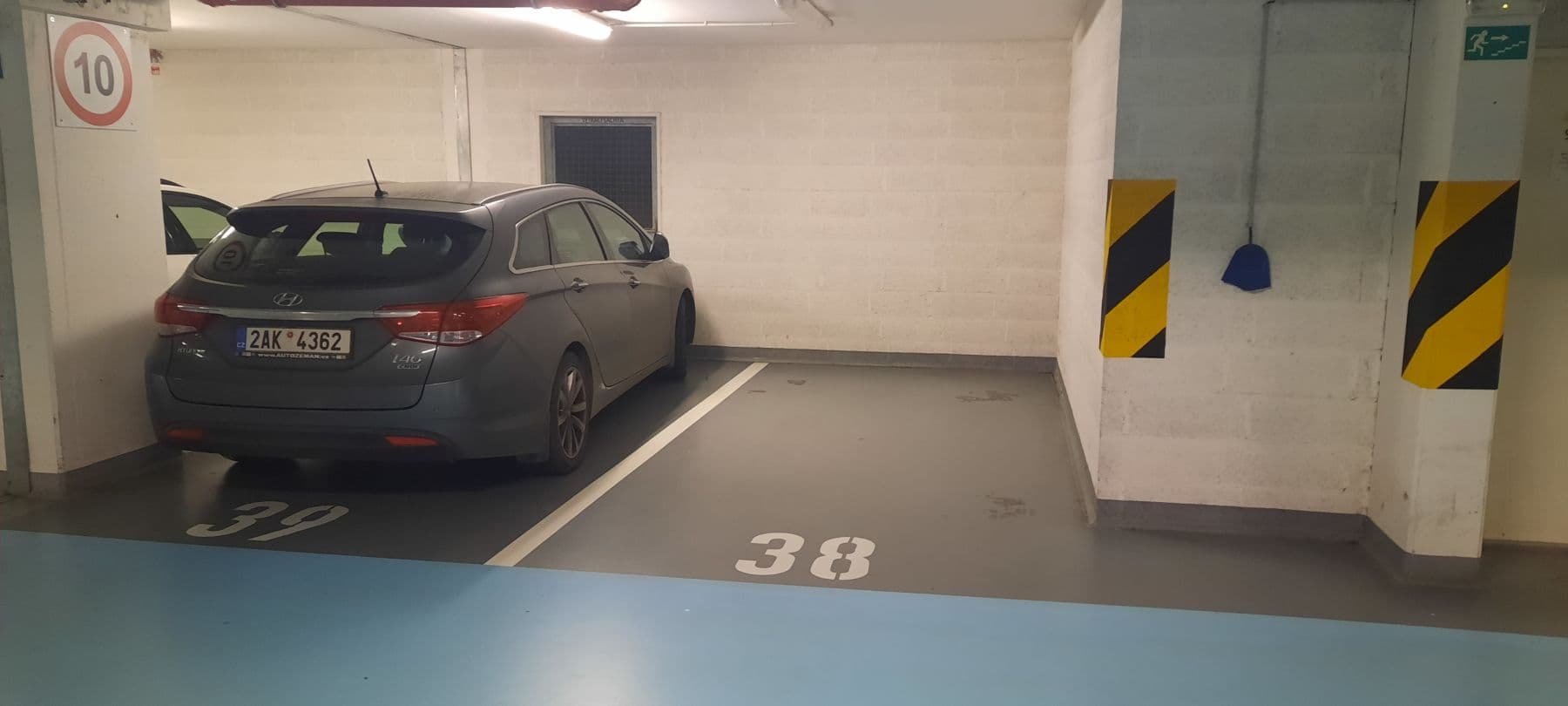 garage to rent, 18 m², Bechlínská, Prague, Prague garage to rent, 18 m², Bechlínská, Prague, Prague