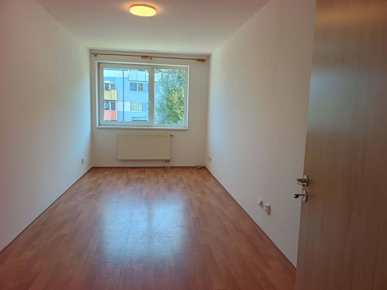 1 bedroom with open-plan kitchen flat to rent, 54 m², Herlíkovická, Prague, Prague 1 bedroom with open-plan kitchen flat to rent, 54 m², Herlíkovická, Prague, Prague
