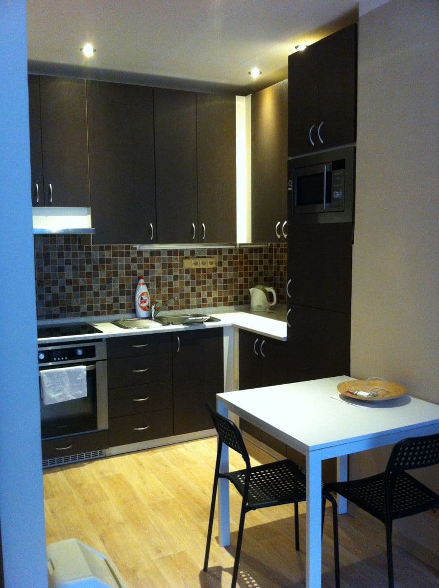 Studio flat to rent, 36 m², Patočkova, Prague, Prague Studio flat to rent, 36 m², Patočkova, Prague, Prague