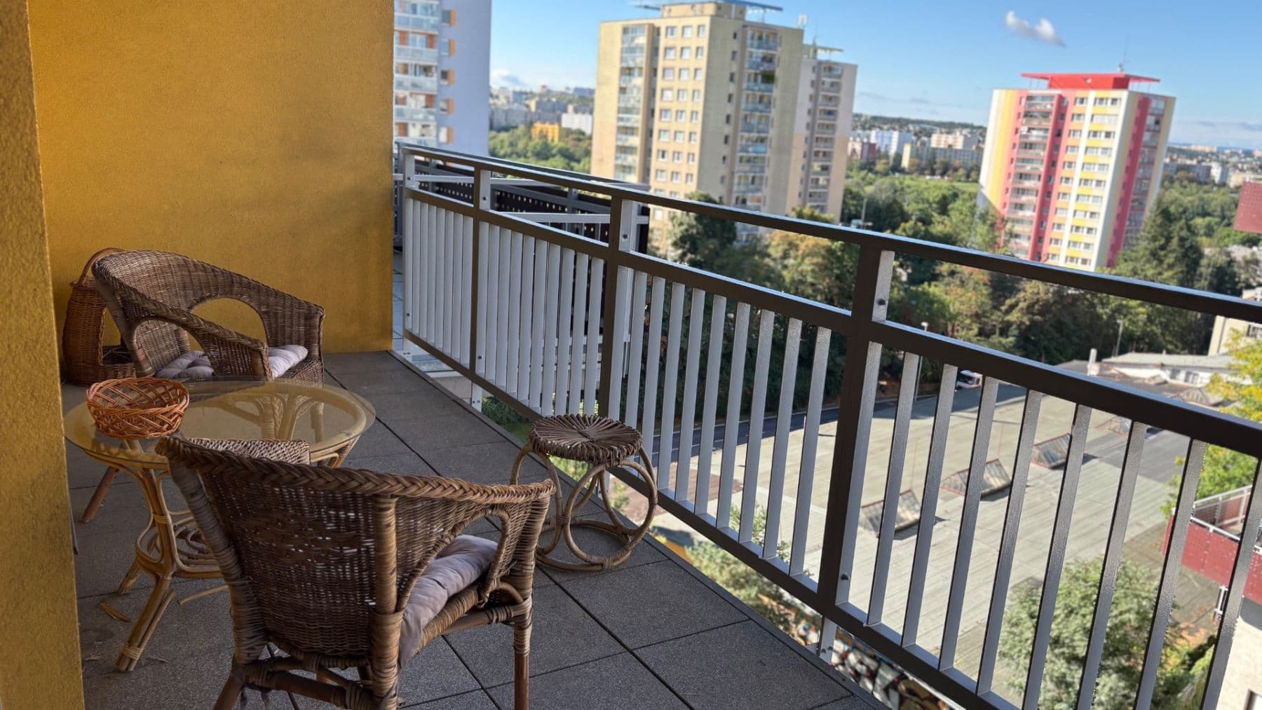 1 bedroom with open-plan kitchen flat to rent, 54 m², Na Slatince, Prague, Prague 1 bedroom with open-plan kitchen flat to rent, 54 m², Na Slatince, Prague, Prague