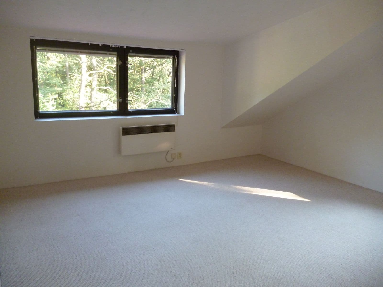2 bedroom flat to rent, 56 m², Jedlová, Černošice, Středočeský Region 2 bedroom flat to rent, 56 m², Jedlová, Černošice, Středočeský Region