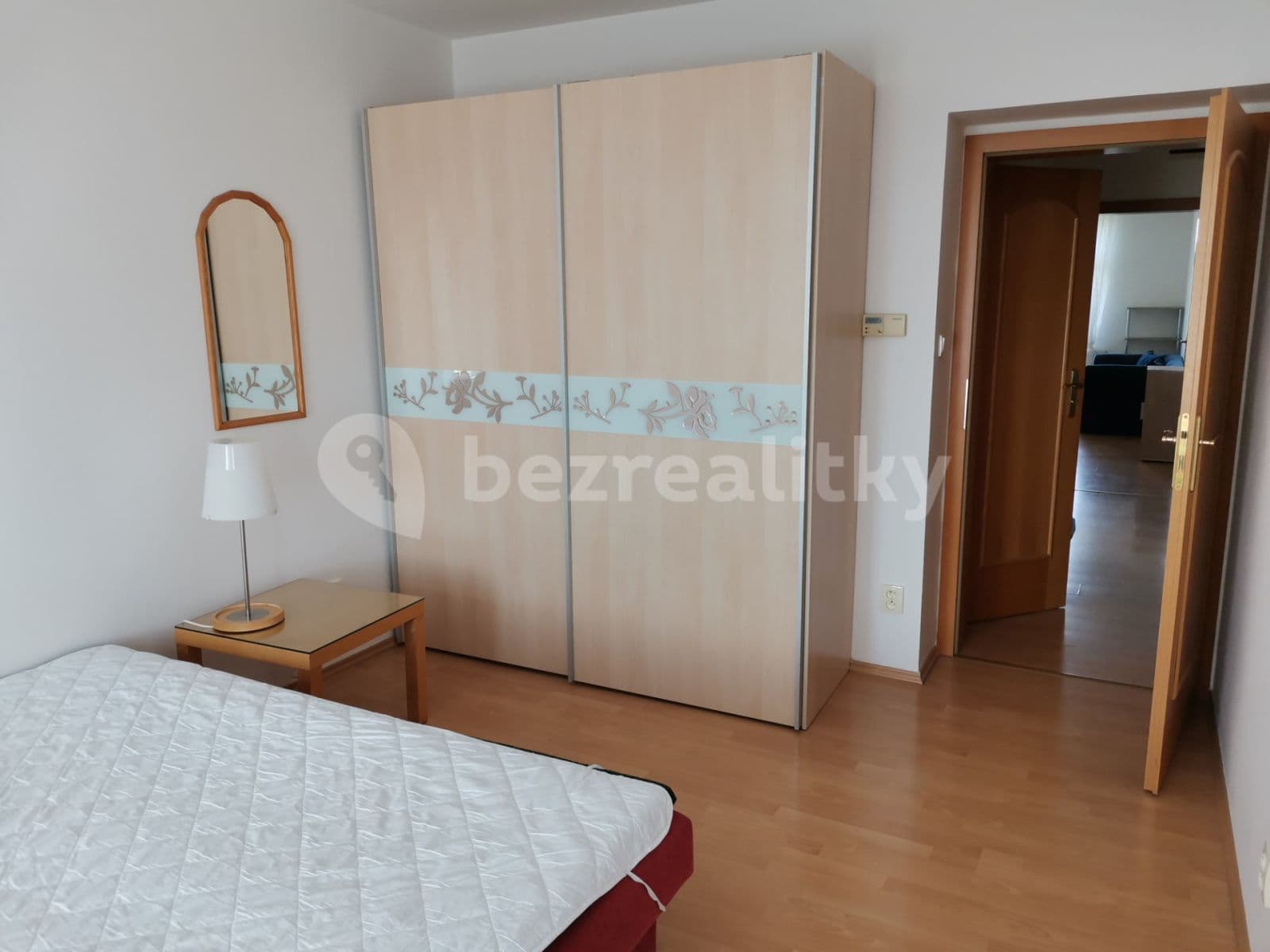1 bedroom with open-plan kitchen flat to rent, 45 m², Na Topolce, Prague, Prague