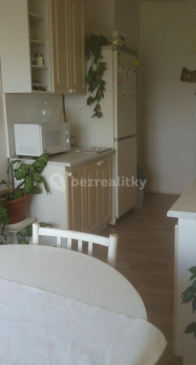 4 bedroom flat to rent, 83 m², Koniklecová, Brno, Jihomoravský Region 4 bedroom flat to rent, 83 m², Koniklecová, Brno, Jihomoravský Region