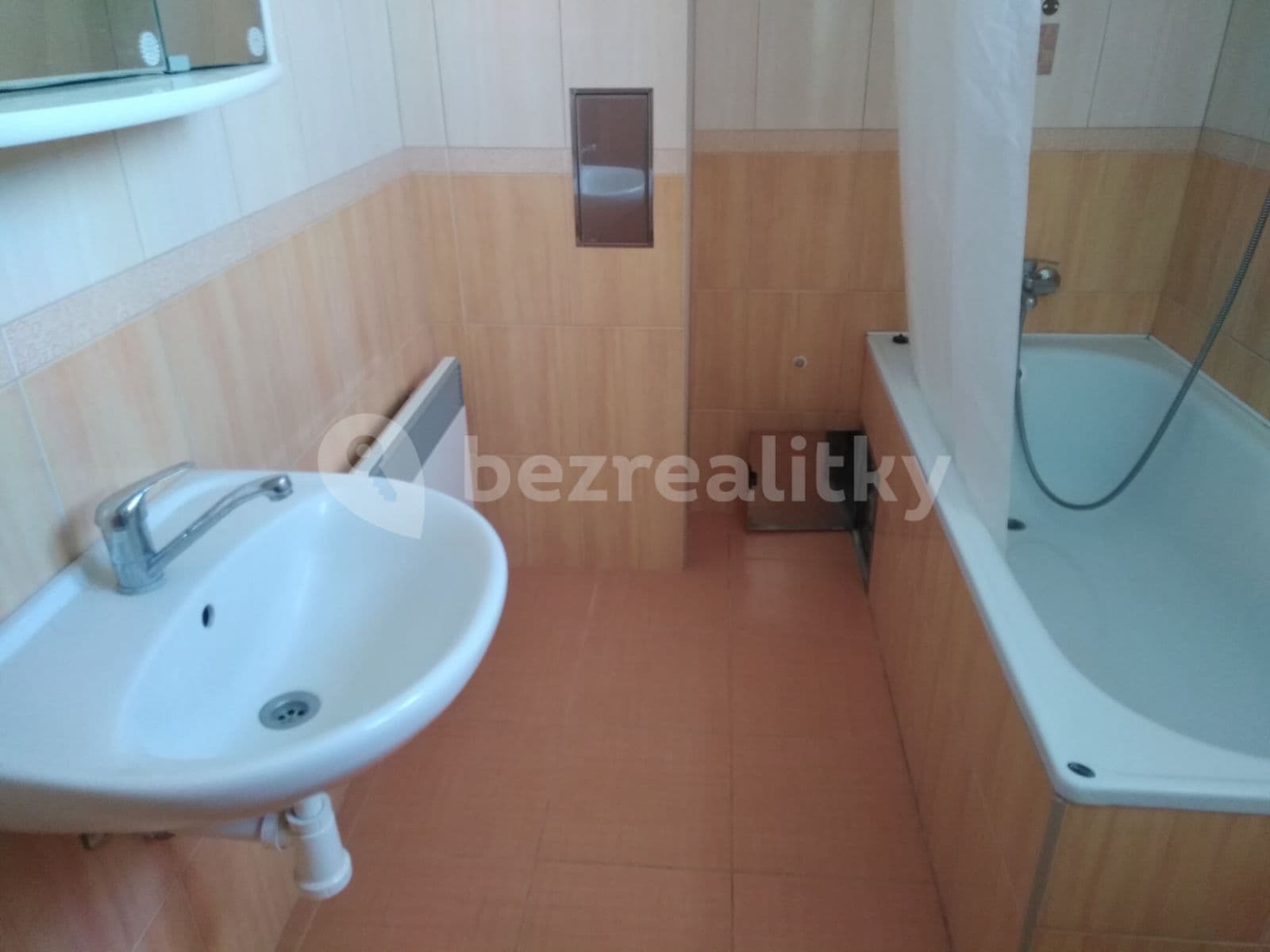 1 bedroom with open-plan kitchen flat to rent, 65 m², Josefa Suka, Brandýs nad Labem-Stará Boleslav, Středočeský Region 1 bedroom with open-plan kitchen flat to rent, 65 m², Josefa Suka, Brandýs nad Labem-Stará Boleslav, Středočeský Region
